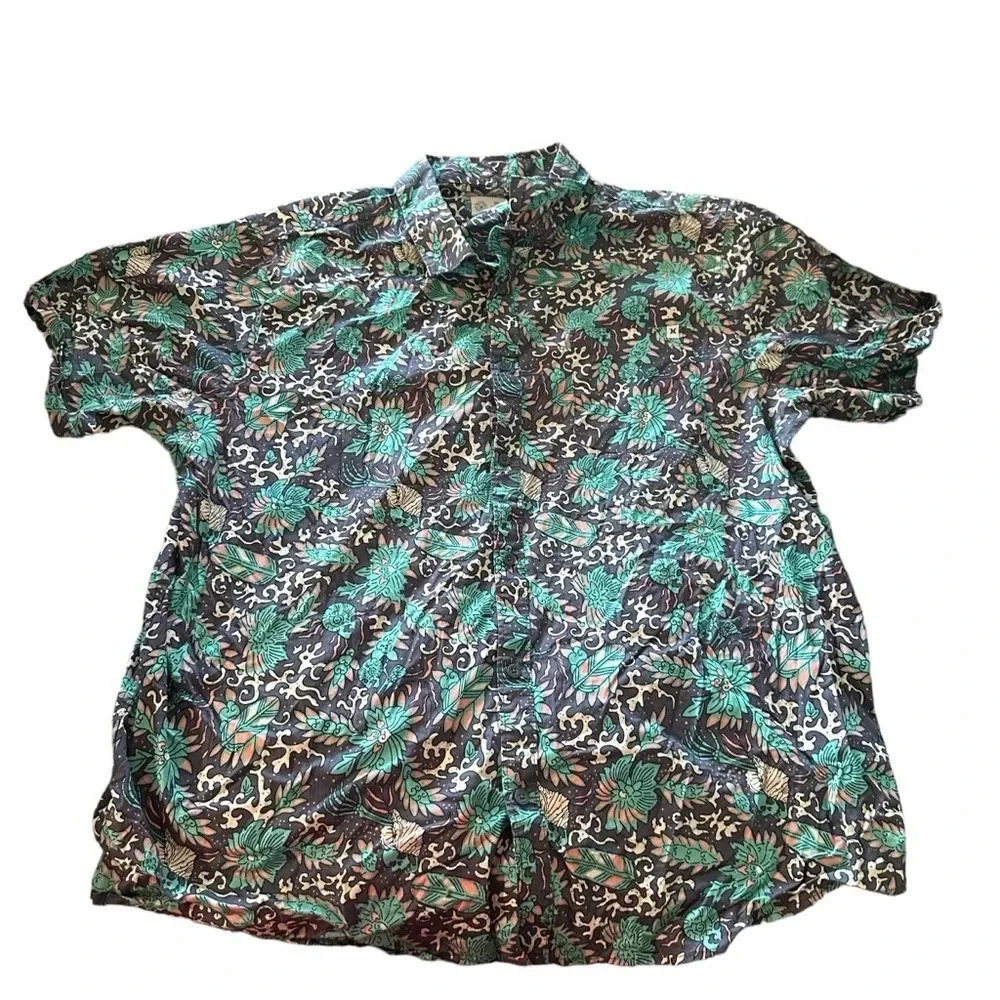 Hurley XXL short sleeve button down grey and teal shirt